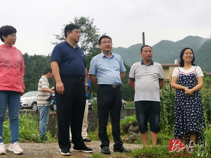 龙山县人民政府-济南市中区十六里河街道来茅坪乡对接扶贫协作工作
